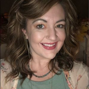 Meet your Posher, Lesley